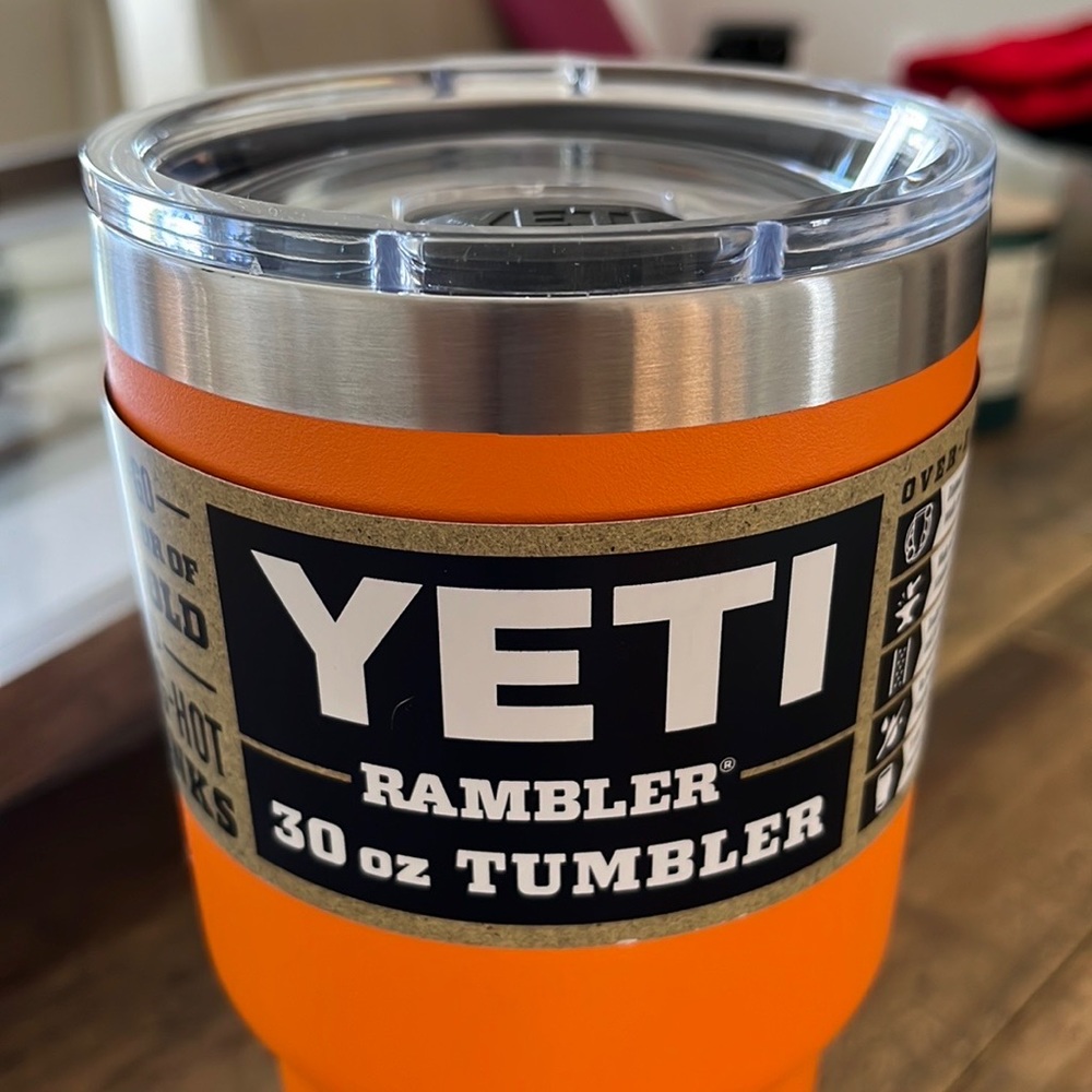 YETI Rambler 30oz King Crab Orange KCO SOLD OUT HTF Brand New